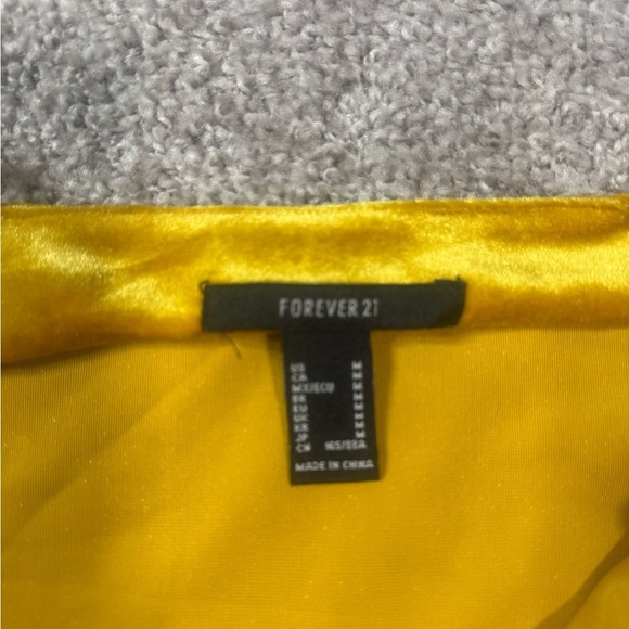 Forever 21 Fall Back to school Mustard Yellow Velvet Lace Trim Cami – Size M - Picture 6 of 7